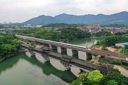 當代廣西網(wǎng) 廣西桂林 建立信用承諾體系 讓游客放心游